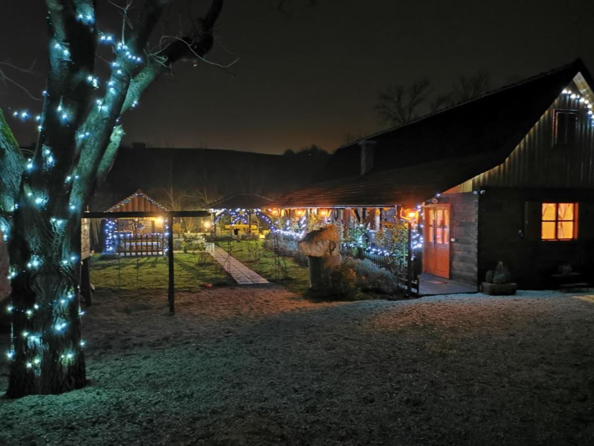 Pod Orehom Drvena Kuca I Sauna Otel Krapina Dış mekan fotoğraf