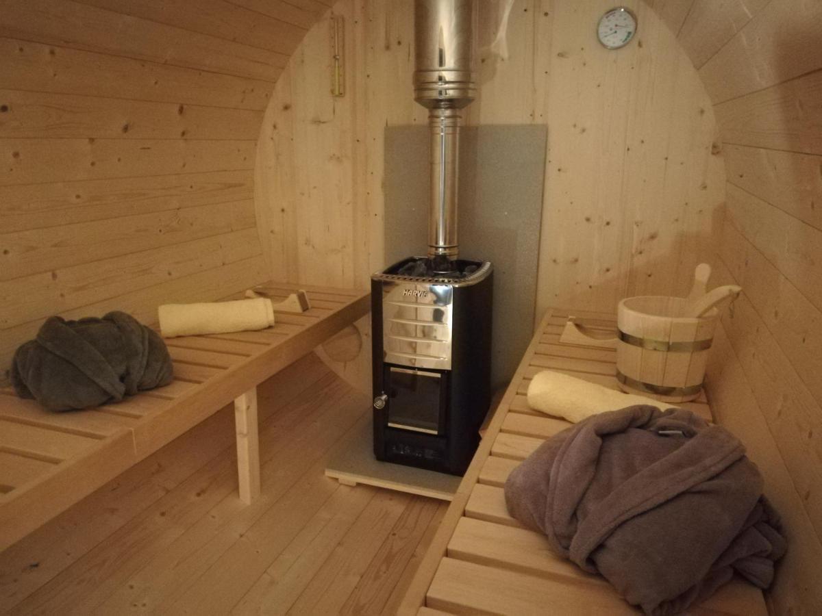 Pod Orehom Drvena Kuca I Sauna Otel Krapina Dış mekan fotoğraf